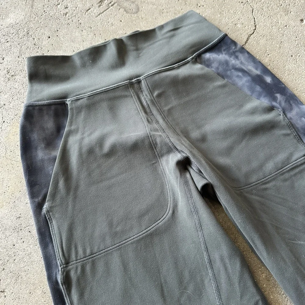 Lululemon Align Jogger Track Stripe Gray Camo Size 2 Active‎ Workout Women's